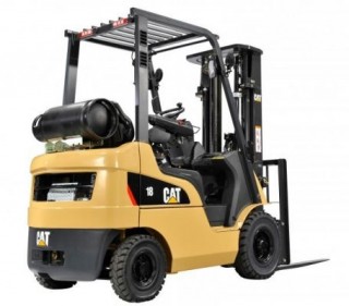 Газ-бензиновые погрузчики CAT GP30NT Мачта 2FP 3300